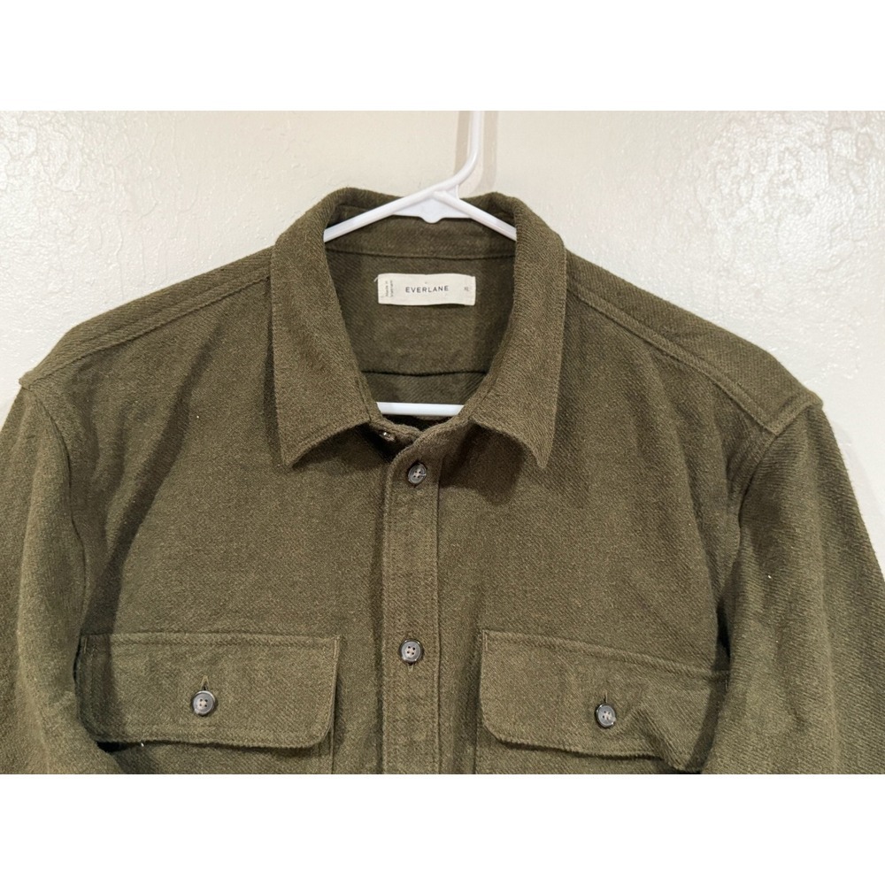 Everlane Mens Organic Cotton Heavyweight Flannel Overshirt Fatigue Green XL - Picture 4 of 10
